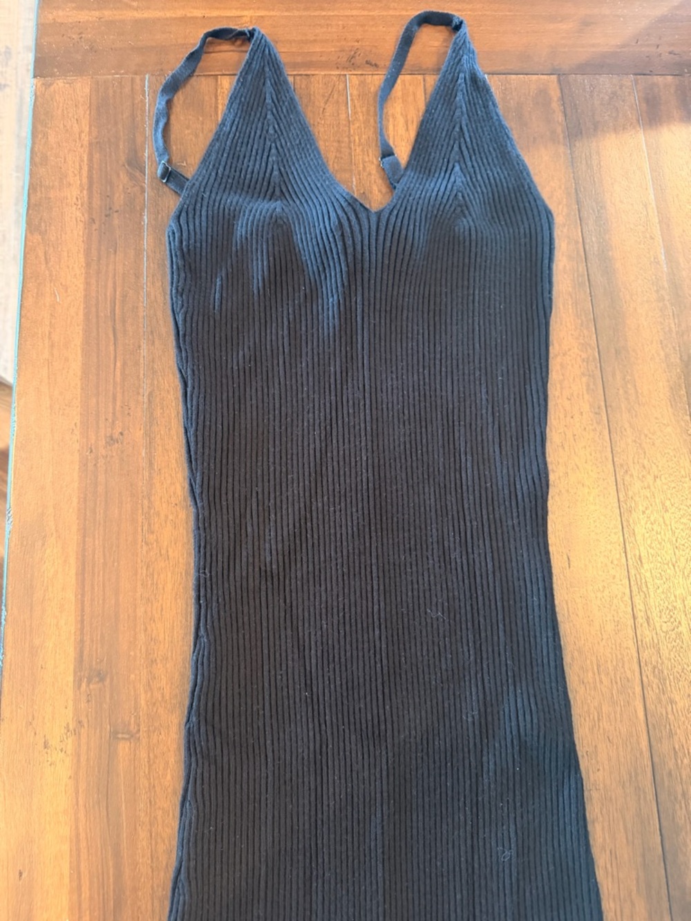 Freshman Black Ribbed V-Neck Slip Dress